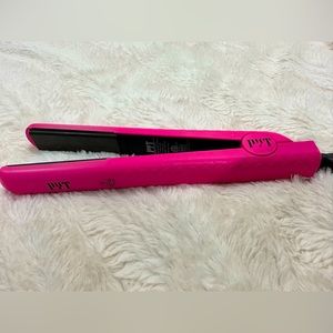 PYT HAIR STRAIGHTENER